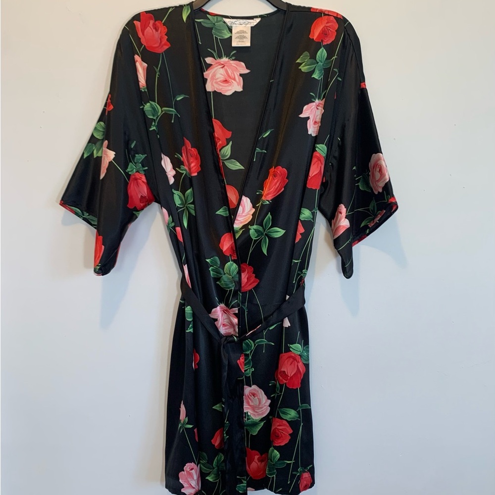 Secret Treasures Romantic Dark Floral Kimono Wrap Robe